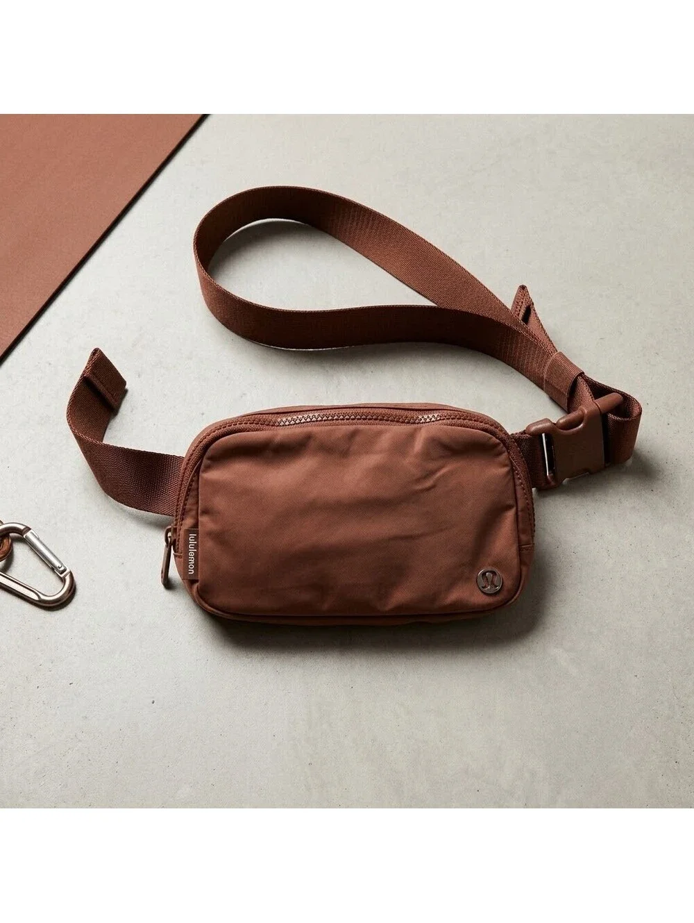 Lululemon Everywhere Belt Bag 1L Earthy Brown Minimalist Gorpcore Crossbody